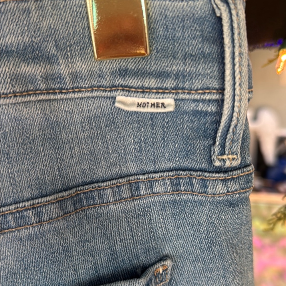 MOTHER jeans, comfy cute and only worn 1 time. - Picture 4 of 7